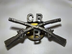 Vintage CRB Crossed Muskets Screwback Military Insignia Pin N.S. Meyer USA